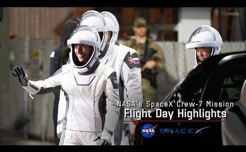 Iranian-American Astronaut Led NASA's Mission to the Space Station ...
