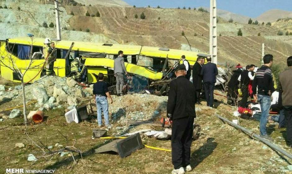 ۲۲ متهم حادثه واژگونی اتوبوس دانشگاه آزاد به حبس محکوم شدند