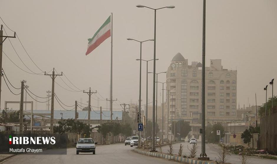 تصاویر: گرد و خاک عربستان میهمان آبادان