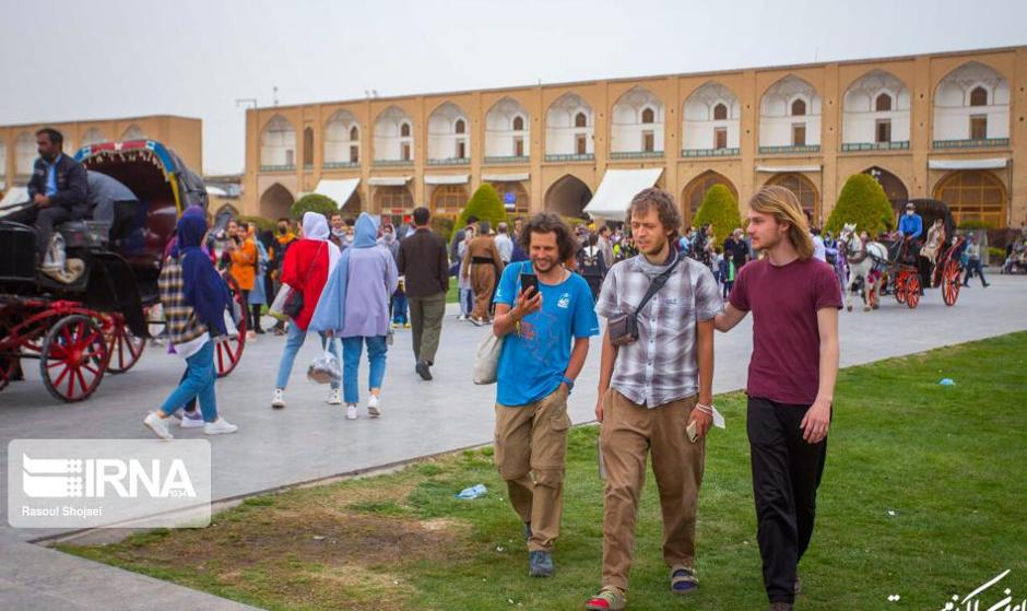 رشد ۴۰ درصدی صنعت گردشگری ایران در پی کاهش ارزش ارز ملی