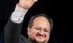 خبر کناره‌گیری محمد شریعتمداری از انتخابات تکذیب شد