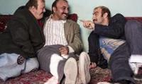 «گینس» در جمع انقلابیون نقد می‌شود