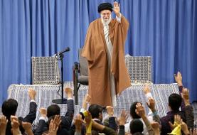 رهبر انقلاب: اختلاف بین ایران و آمریکا از ۲۸ مرداد و قبل آن بود نه زمان تسخیر لانه جاسوسی