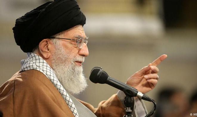 خامنه‌ای: مذاکره با آمریکا نتیجه‌ای ندارد چون هیچ امتیازی نمی‌دهند