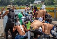 Violent Clashes Strand Aid Caravans Along the Venezuela-Colombia Border