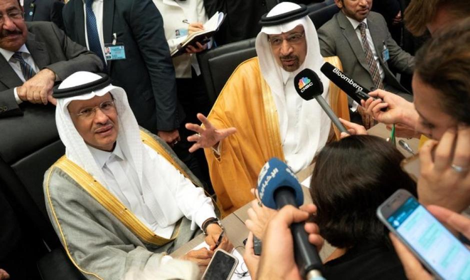 پادشاه سعودی وزیر نفت را برکنار و یکی از پسران خود را جایگزین کرد!