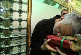 وداع با پیکر سردار سلیمانی در حرم رضوی