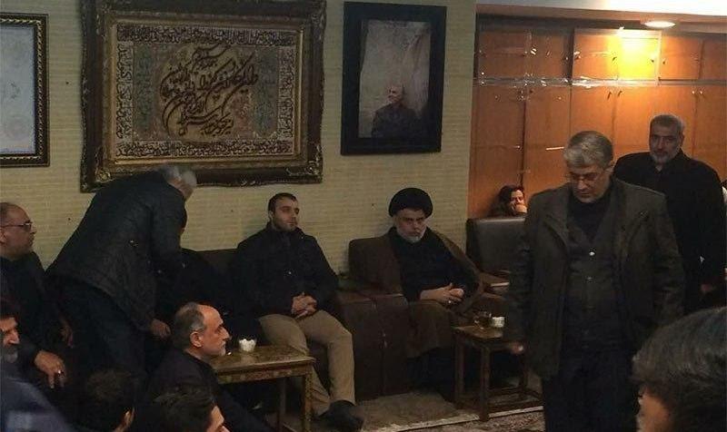 حضور مقتدی صدر در منزل سردار شهید سلیمانی