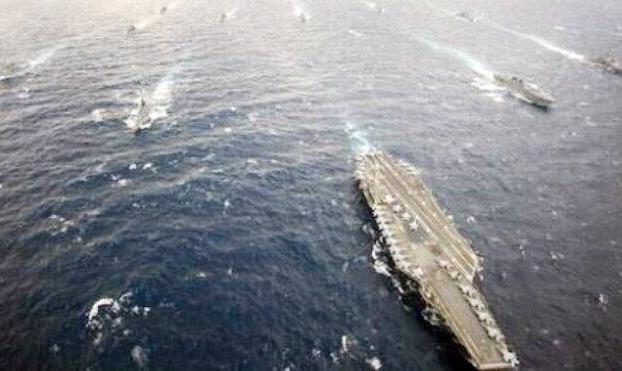 العالم: ترامپ همه شناورهای آمریکایی را ۱۰۰۰ کیلومتر از ایران عقب کشید