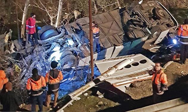 سقوط مرگبار اتوبوس مسافربری تهران-گنبد: ۴۳ کشته و مصدوم