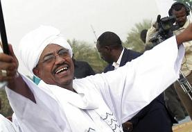 عضو شورای حکومتی سودان: عمر البشیر را به دادگاه لاهه تحویل می‌دهیم