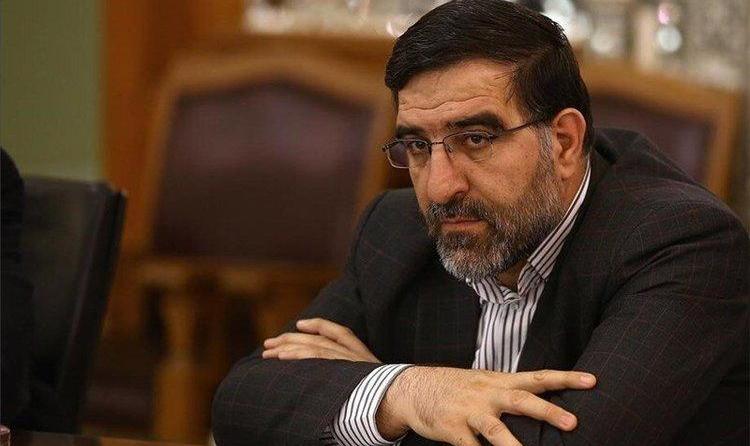 نماینده قم: کرونا ندارم؛ غلط کردند صندلی‌ام را ضدعفونی کردند!