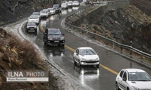 بارش باران در جاده های شمالی