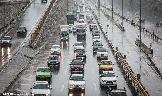 بیشتر خیابان‌های تهران اسیر ترافیک صبحگاهی است