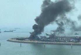 آتش سوزی دو شناور در بندرعباس مهار شد