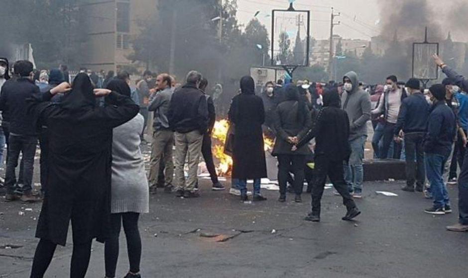 برای ۸ نفر از بازداشت‌شدگان اعتراض‌های اخیر شاهین شهر اصفهان حکم اعدام و حبس و تبعید صادر شده