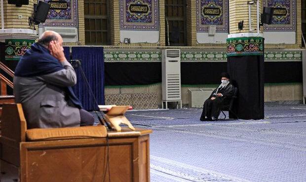 اولین شب مراسم عزاداری امام حسین برای رهبر ایران بدون حضور جمعیت