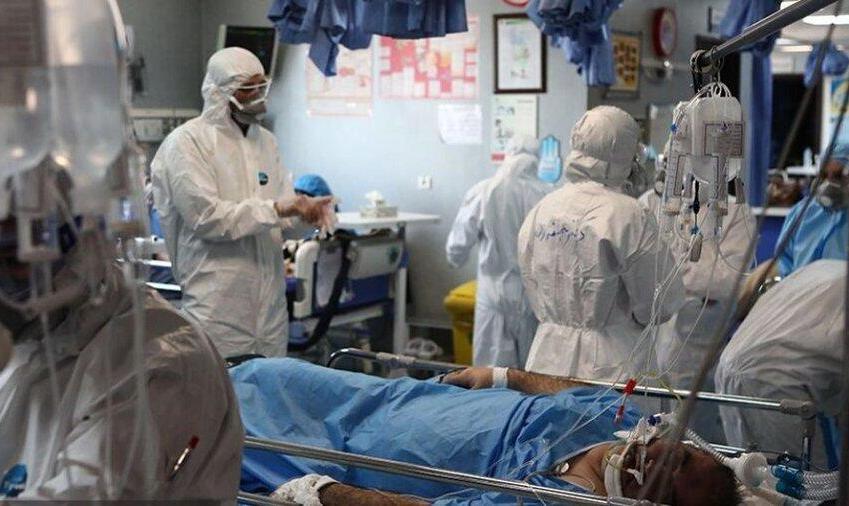 ثبت رکورد جدید کرونا در تهران؛ ۱۸۲۰ بستری در یک روز/ هنوز به نقطه قله خیز چهارم نرسیده‌ایم