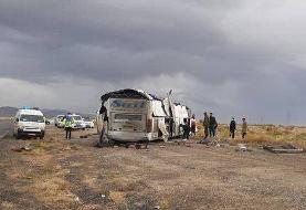 مرگ ۳نفر در واژگونی اتوبوس کرج مشهد در گرمسار