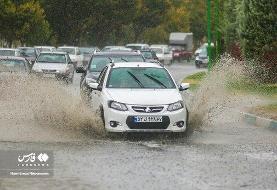 جاده‌های ۱۳ استان کشور دچار برف و باران است