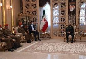 دیدار معاون عملیات نیروهای مسلح عمان با سرلشکر باقری