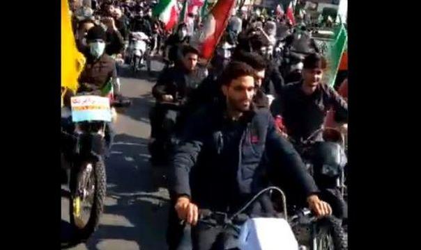 واکنش‌ها به شعار 'مرگ بر روحانی' در مراسم ۲۲ بهمن اصفهان