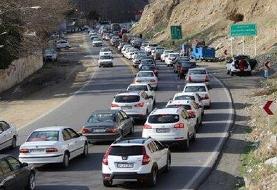 ترافیک بامدادی در جاده کندوان سنگین است