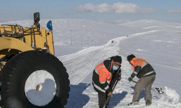 بارش برف یک متری در مناطق کوهستانی دلفان لرستان