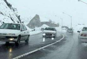 باران و برف در جاده های ١۶ استان/ انسداد مقطعی چالوس