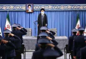 رهبر انقلاب: اگر تمامی تحریم‌ها را در عمل بردارند به تعهدات برجامی برمی گردیم