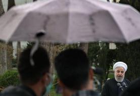روحانی 'سنگ اندازی در رفع تحریم را مرتبط با انتخابات ۱۴۰۰ و خیانت به مردم' خواند