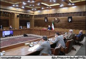 روحانی: قدرت تولید و انتقال فراورده‌های نفتی را داریم/ صادرکننده گازوییل و بنزین هستیم