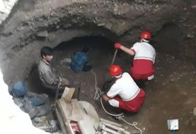 نجات ۲ نفر از زیر آوار براثر فرونشست زمین در فیروزکوه
