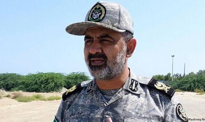انتصاب فرمانده جدید نیروی دریایی ارتش از سوی خامنه‌ای