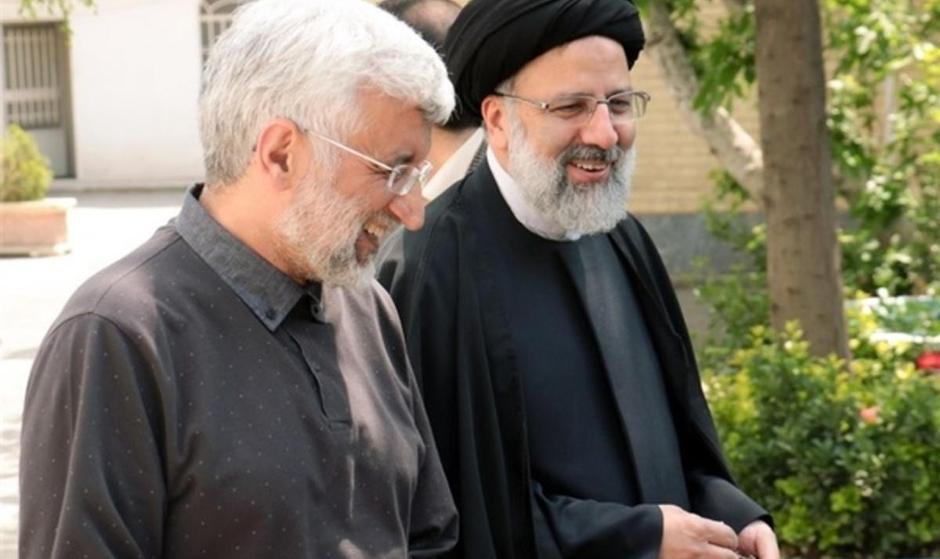 جلیلی: لازمه جهش کشور صداقت و کارآمدی مسئولان است