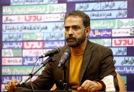 بازیکن خارجی شاغل در تیم‌های خارجی را مدنظر قرار داریم