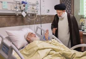 رئیس جمهور از آیت‌الله نوری همدانی عیادت کرد