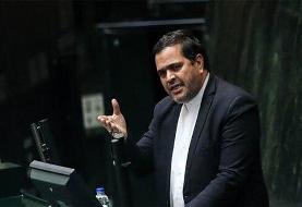 درخواست نماینده خبرساز مجلس : پلیس غیور ، با مردم و بچه‌های خودمان که گاهی نادانی می‌کنند ، ...