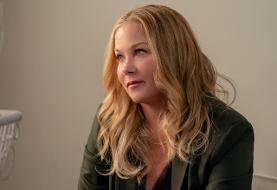 Christina Applegate says a crew member on 'Dead To Me' had to hold her legs off camera during ...