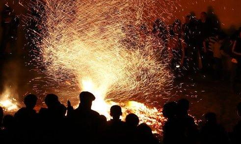 اورژانس: آمار فوتی‌های حوادث چهارشنبه‌ سوری به ۱۰ نفر رسید