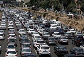 ترافیک نیمه سنگین در جاده چالوس / بارش برف و باران در محورهای ۴ استان