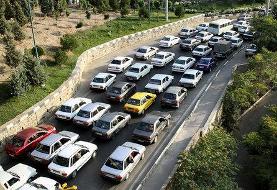 ترافیک نیمه سنگین در محورهای منتهی به شمال کشور / بارش برف و باران در جاده‌های ۵ استان