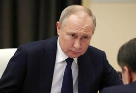 Putin's leadership is unraveling as he takes regular breaks for medical treatment and is ...