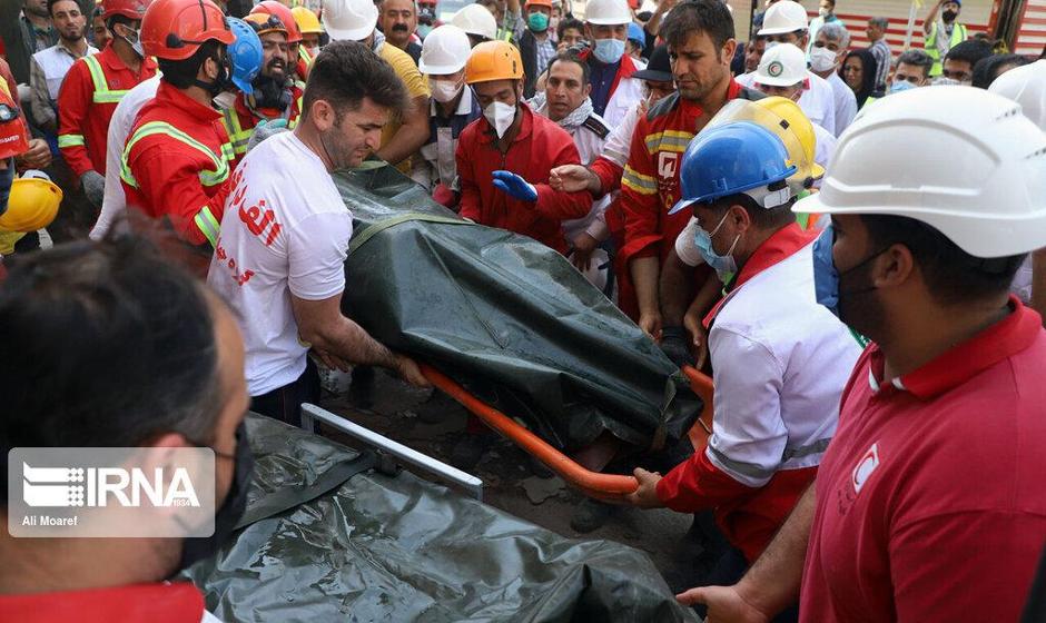 هویت ۴۳ جانباخته حادثه متروپل آبادان شناسایی شد