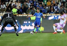 شکست استقلال مقابل هوادار در پایان نیمه نیمه اول