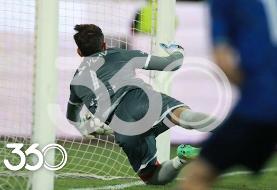 عکس‌| فریم متفاوت از مهار بیرانوند؛ تمام توپ از تمام خط رد شد!