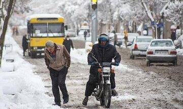 کاهش آلودگی هوای تهران چه زمانی کم می‌شود؟/ بارش برف و باران در این نقاط