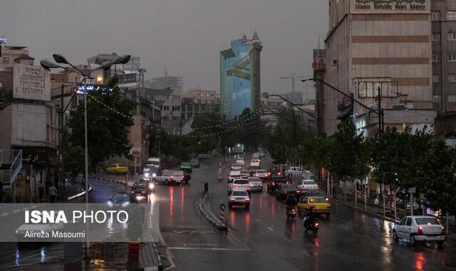 بارش باران و کاهش دما در نقاط مختلف کشور