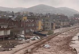 احتمال سرریز شدن سدها در ۳ استان | درگیری شدید ۶ استان با حوادث سیل و آبگرفتگی | عبور شمار ...