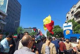 گزارشی از حاشیه راهپیمایی روز قدس ۱۴۰۲ / از نمایش تجهیزات سپاه تا تعزیه‌خوانی خیابانی